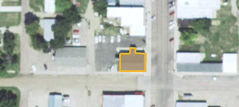 703 Main Ave
