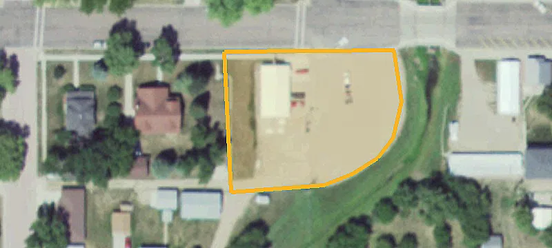 300 Main St
