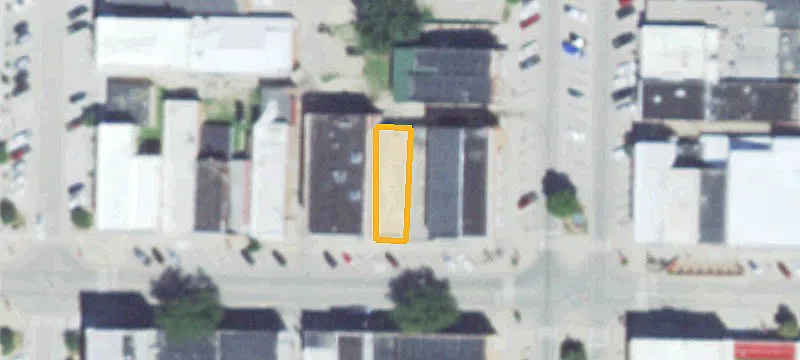 106 3rd St
