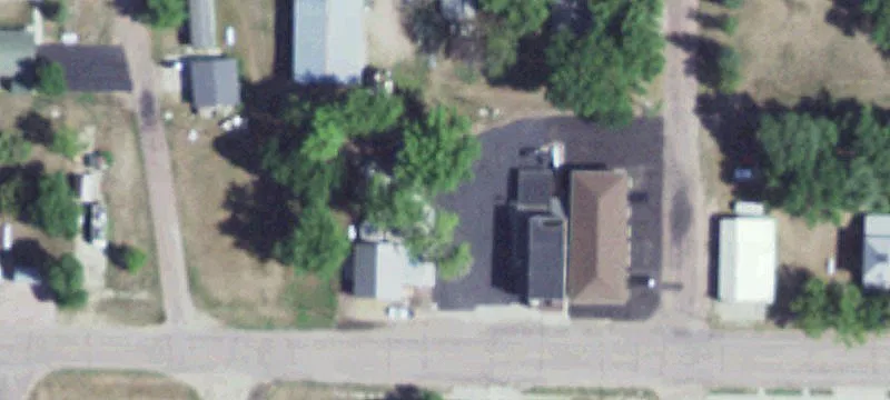 106 3rd St