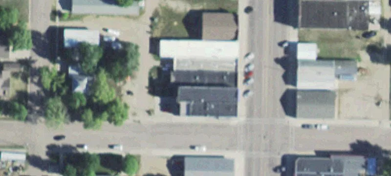 225 Main Ave