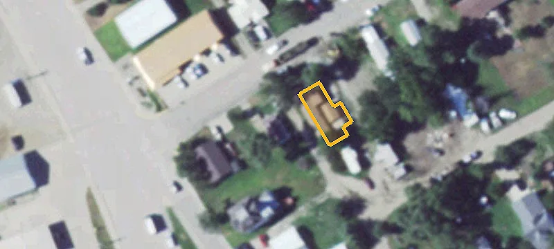 105 6th Ave