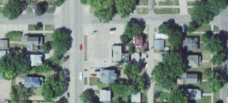 810 Dakota S Ave