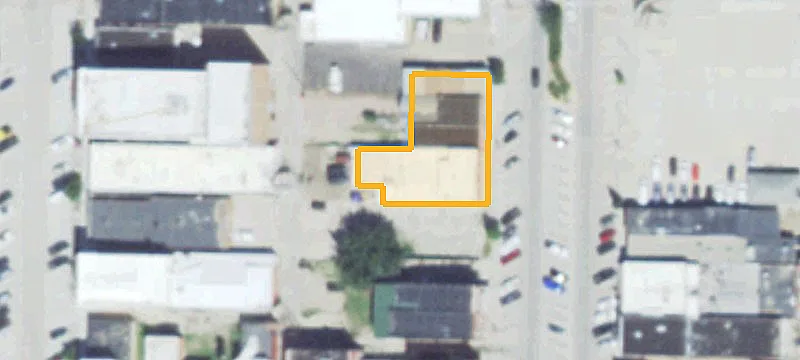 321 Douglas Ave