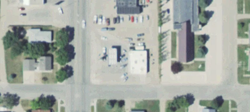 704 Broadway Ave