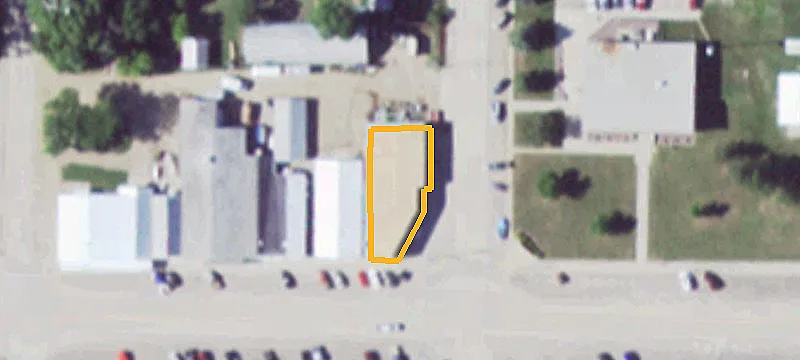100 Main St