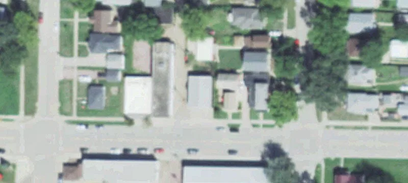 406 3rd St