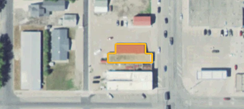 307 Broadway Ave