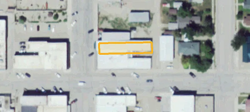 102 Ctr Ave