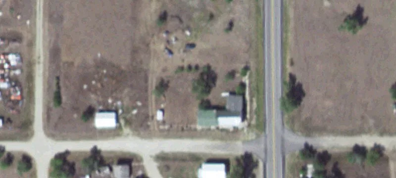 320 Main St