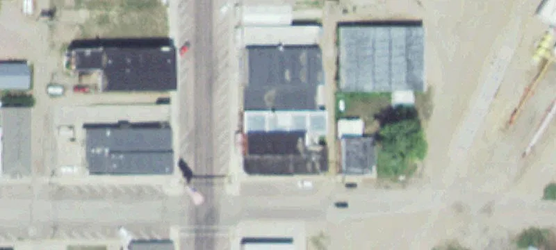 1605 Main St