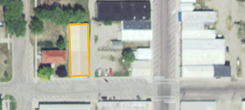 1702 Main St