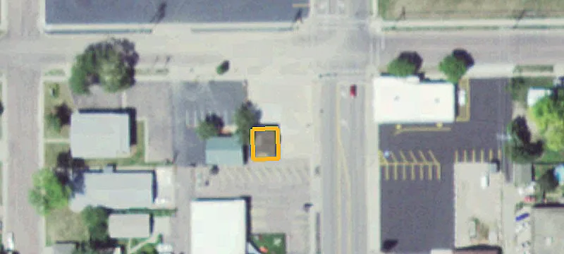 1121 Main St