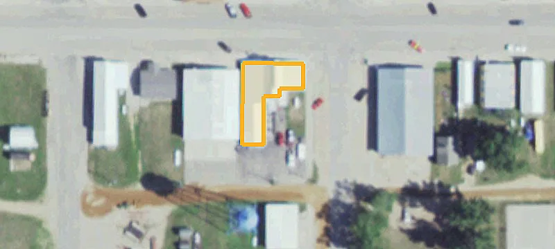 400 Main Ave