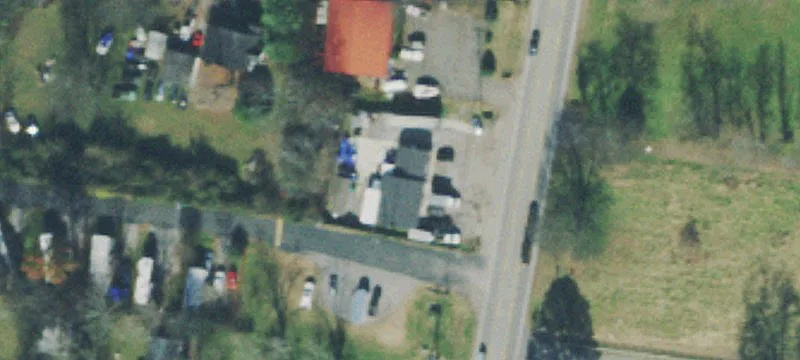 1070 Louisville Hwy