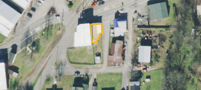 1722 Main St