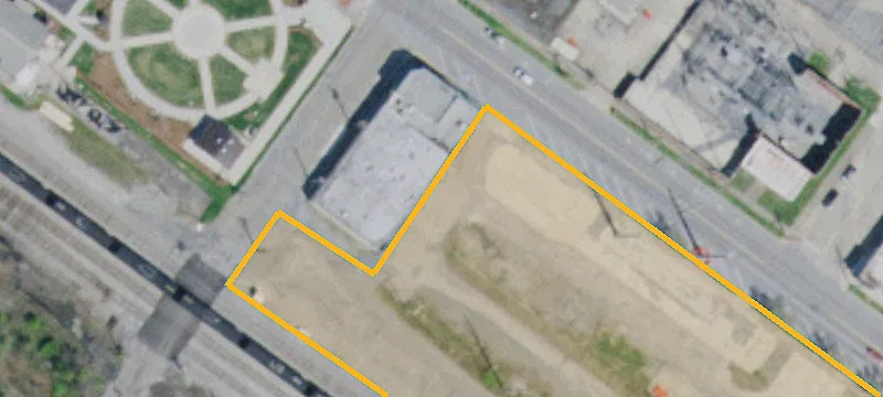401 Main St