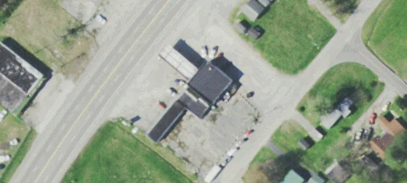 806 Gtwy Ave