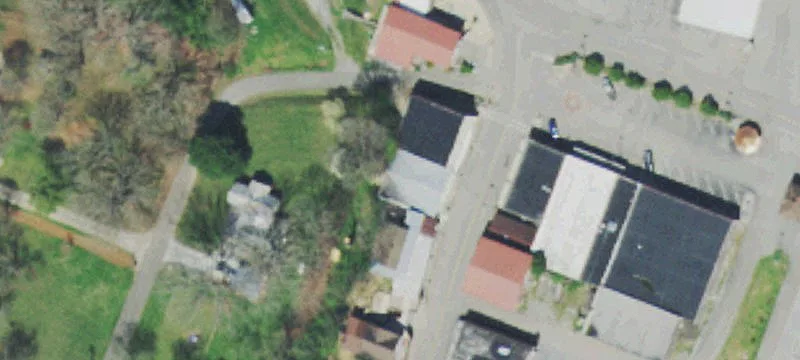 108 Scott St