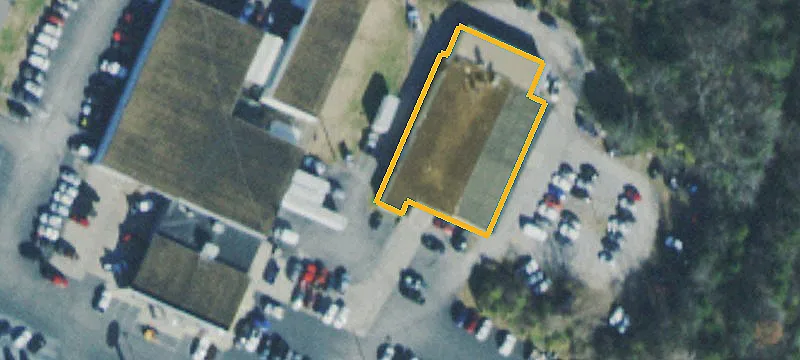 1673 Main St