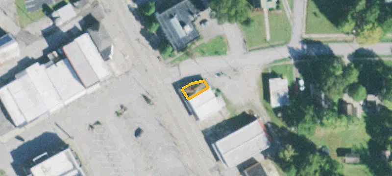 102 Cedar St