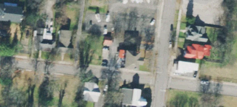 916 High St
