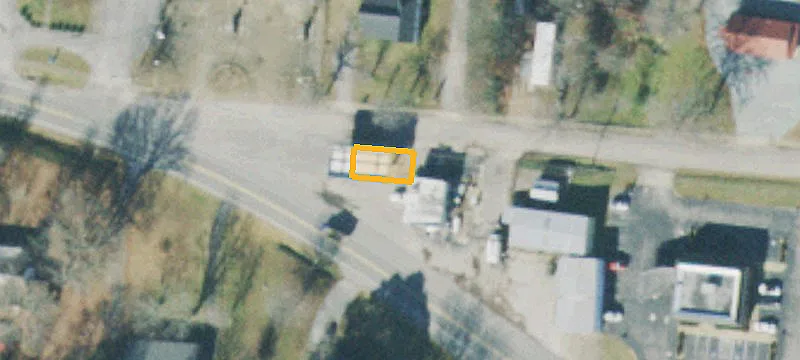 425 Main St