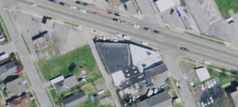 835 Ctr St