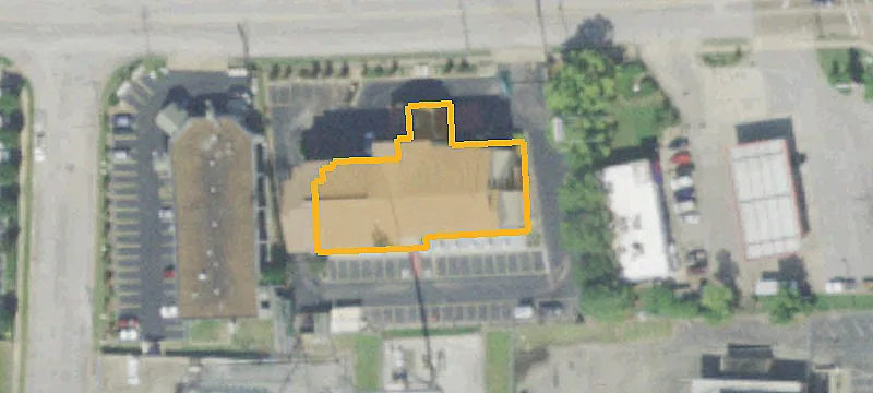 6065 Macon Cv