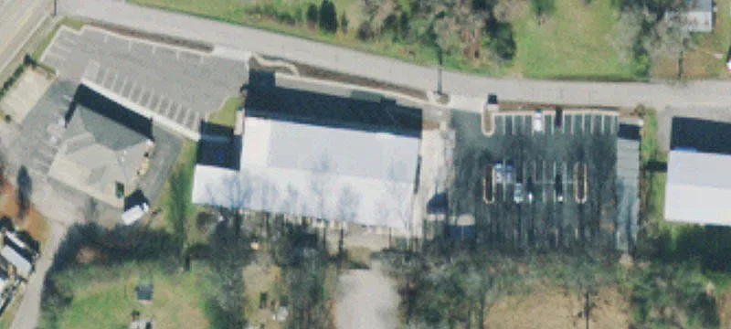 106 Locke Ave