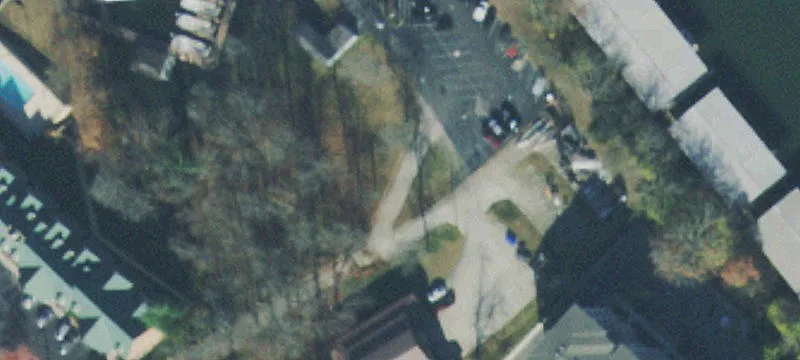 2109 Lakeshore Dr