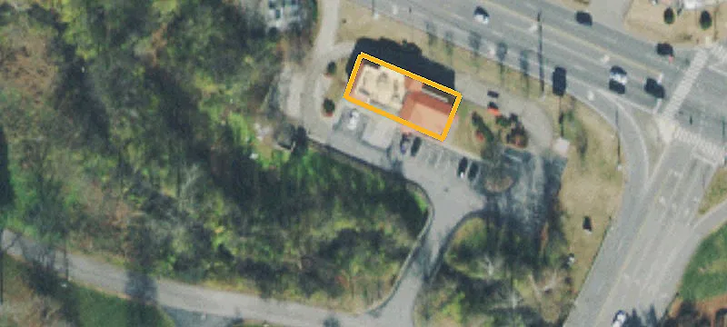 2381 Elm Hl Pike