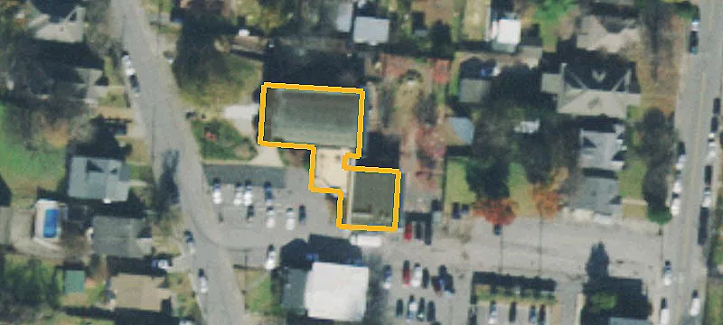108 Chapel Ave