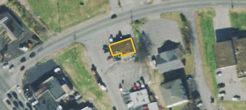 395 Haywood Ln