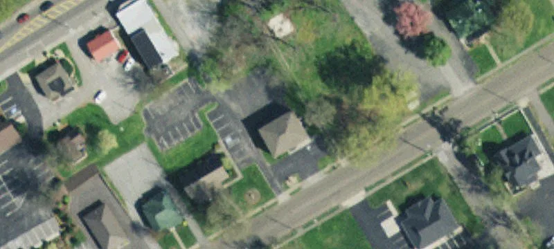 838 Main St
