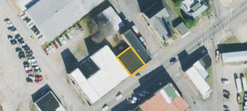 211 Main St