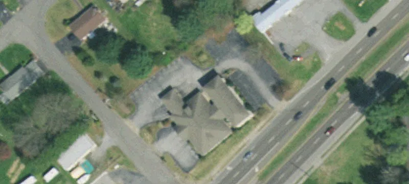 1712 Volunteer Pkwy