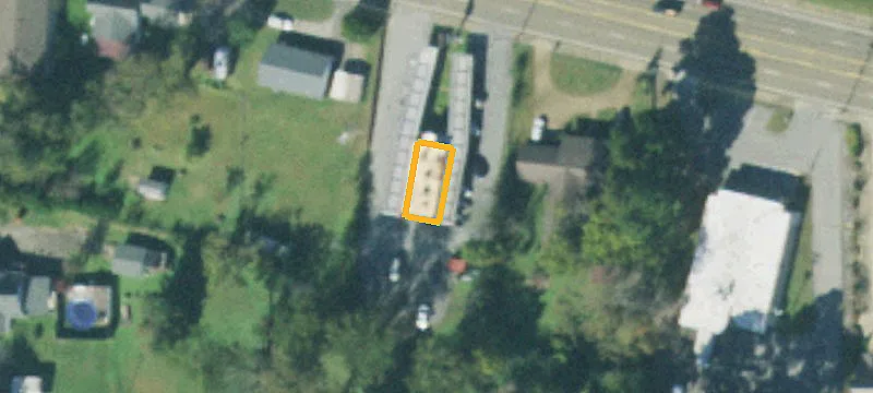 325 Main St