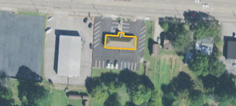 212 Memorial Dr