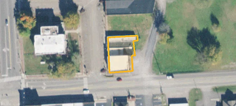 18 Courthouse Sq