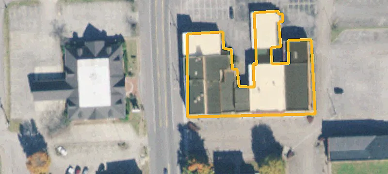 28 Courthouse Sq