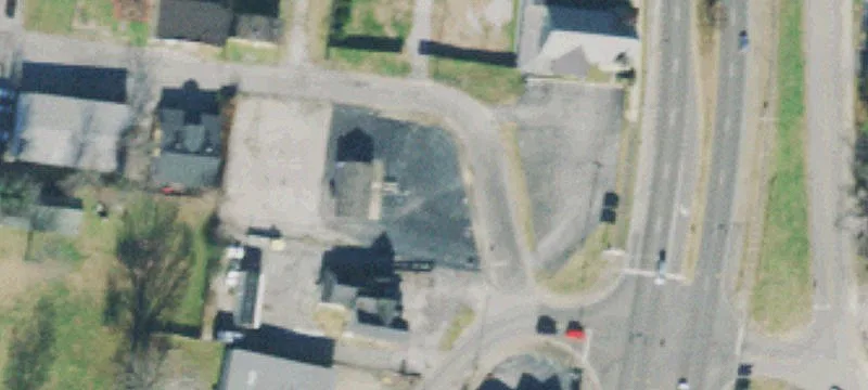 1200 Main St