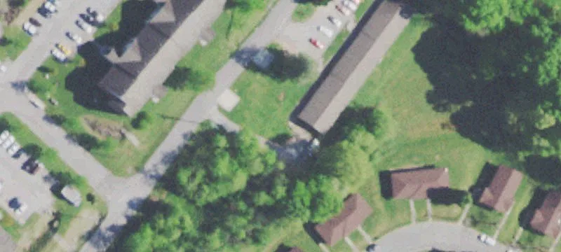 437 Memorial Ave