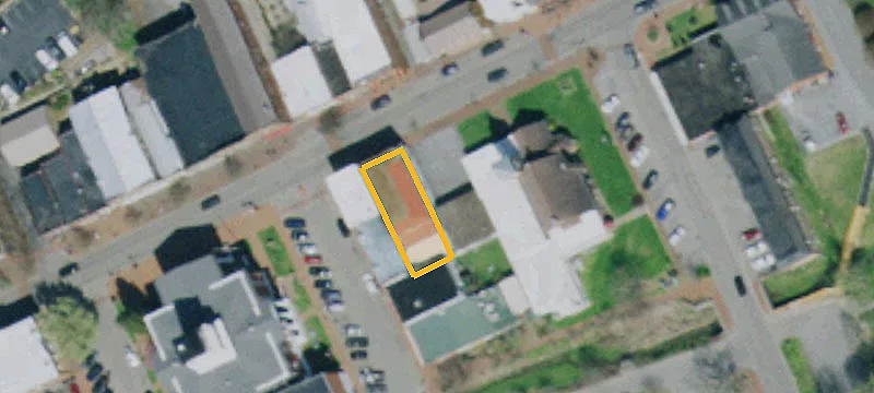 122 Main St