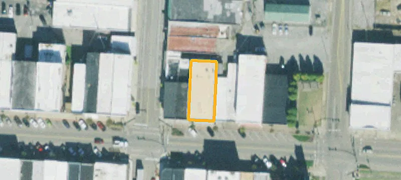 1405th E Main St