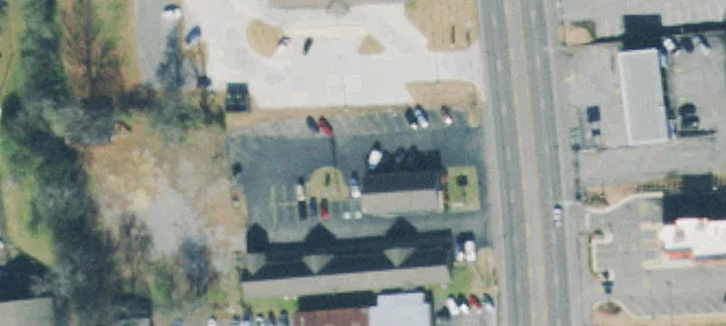 1421 Huntsville Hwy