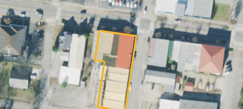 100 Main St