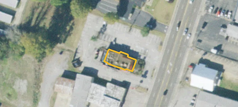 809 Hwy 51st N