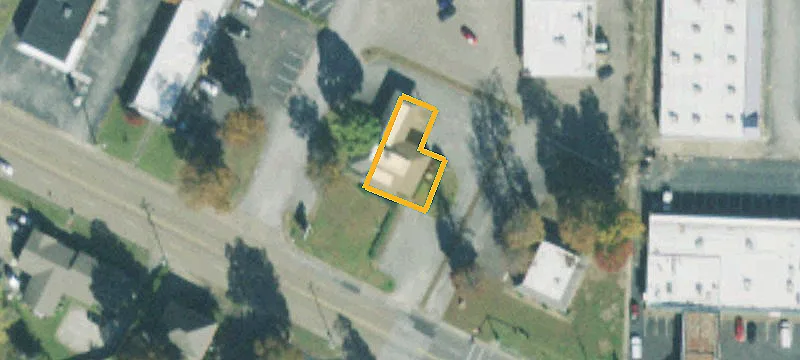 135 Carriage House Dr