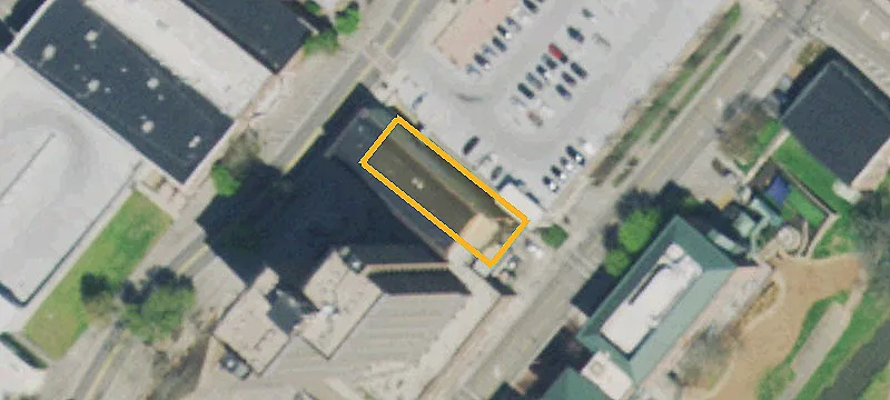 128 Broadway Ave